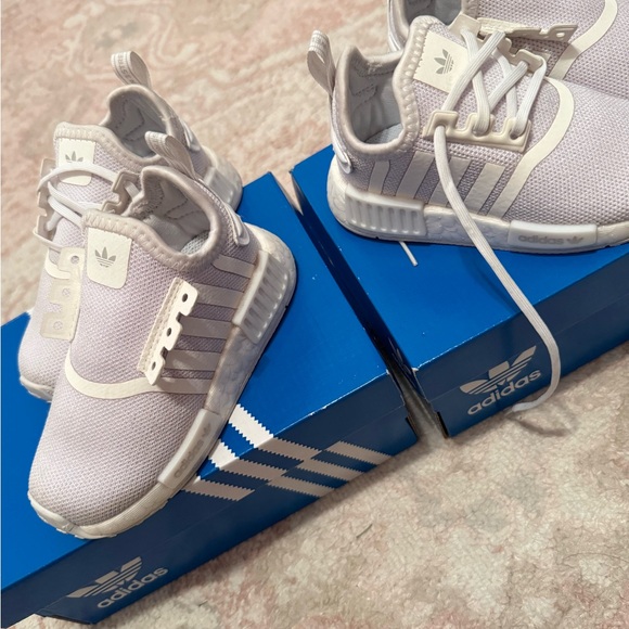 Adidas Kids Cream Sneakers - Picture 3 of 3